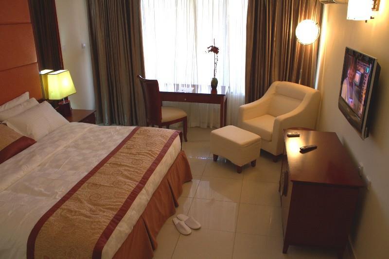 Royal Nick Hotel Tema Ruang foto