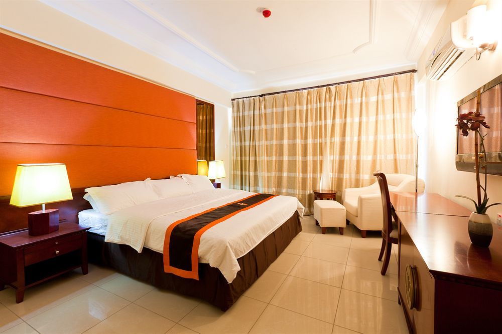 Royal Nick Hotel Tema Bagian luar foto