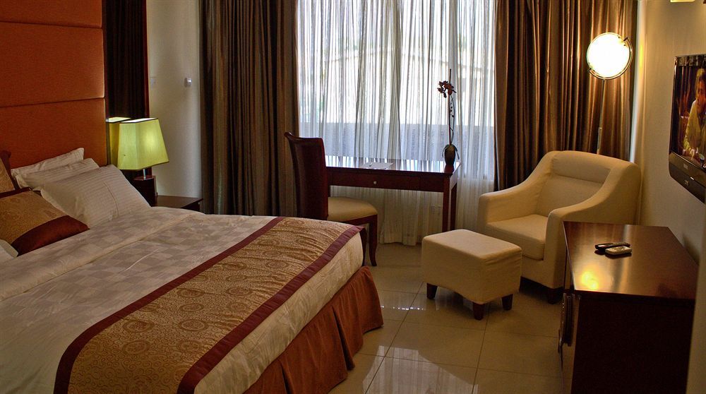 Royal Nick Hotel Tema Bagian luar foto